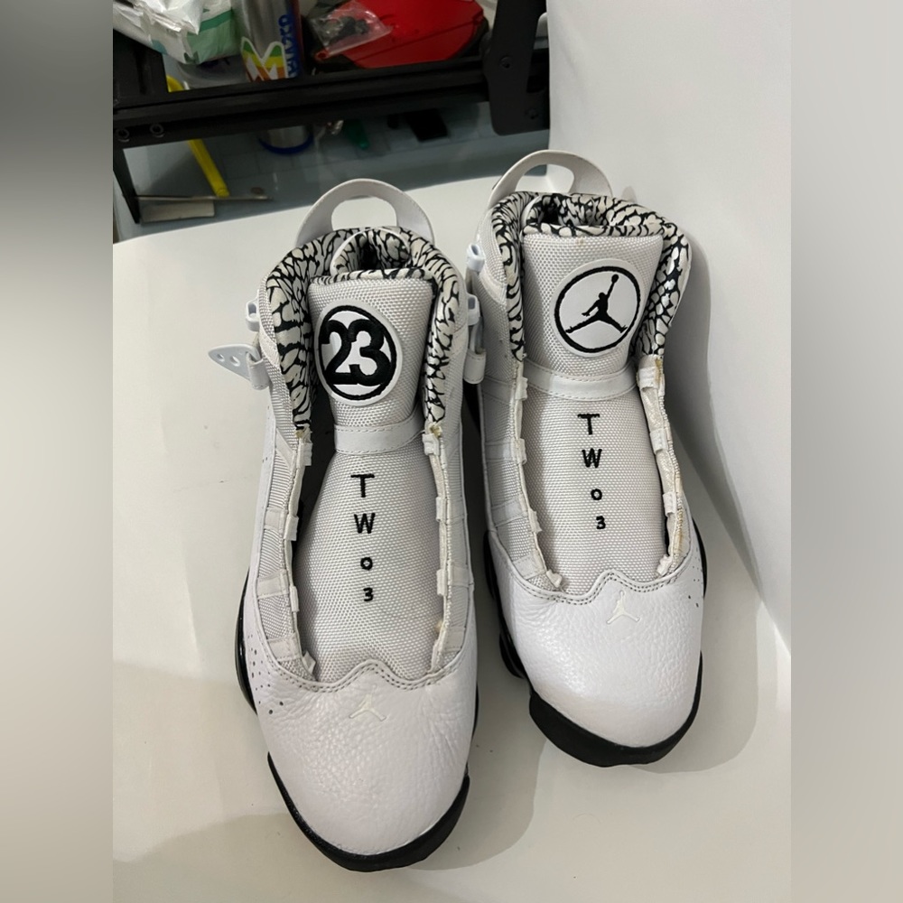 Air Jordan Men Size 10 Athletic Tennis Court Shoes 6 Rings Motorsport no lace